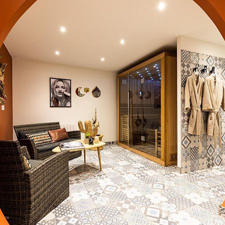 Le 49 Cote Parc & Spa Domblans Bagian luar foto