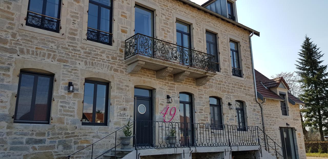 Le 49 Cote Parc & Spa Domblans Bagian luar foto