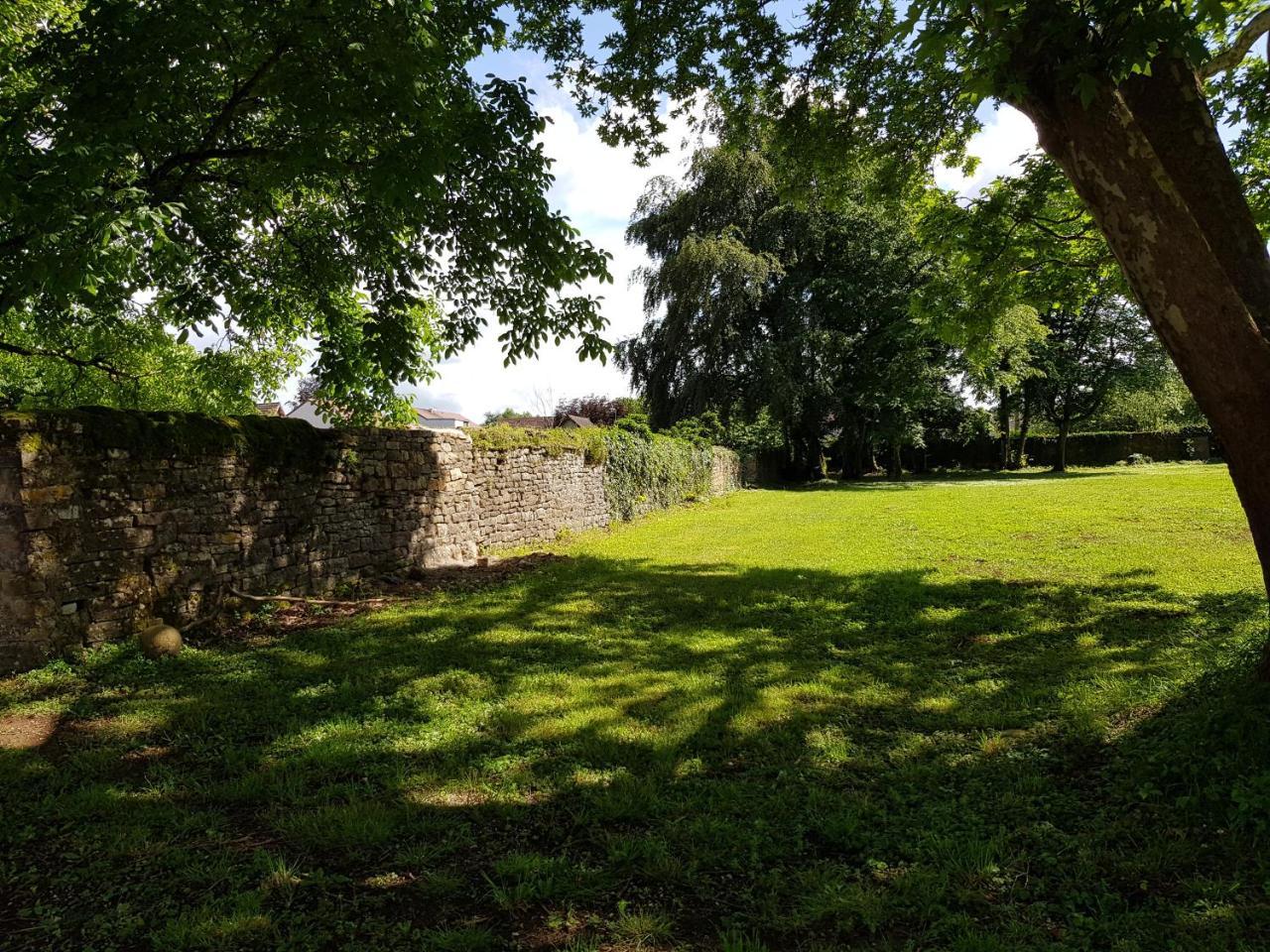 Le 49 Cote Parc & Spa Domblans Bagian luar foto
